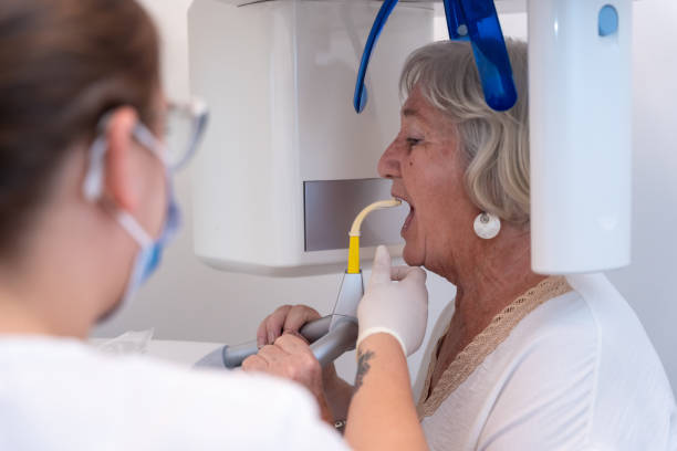 Best Emergency Cosmetic Dentistry in London, CA